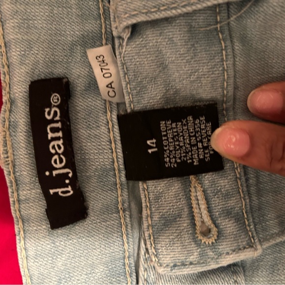 BLUE JEANS - Picture 4 of 4